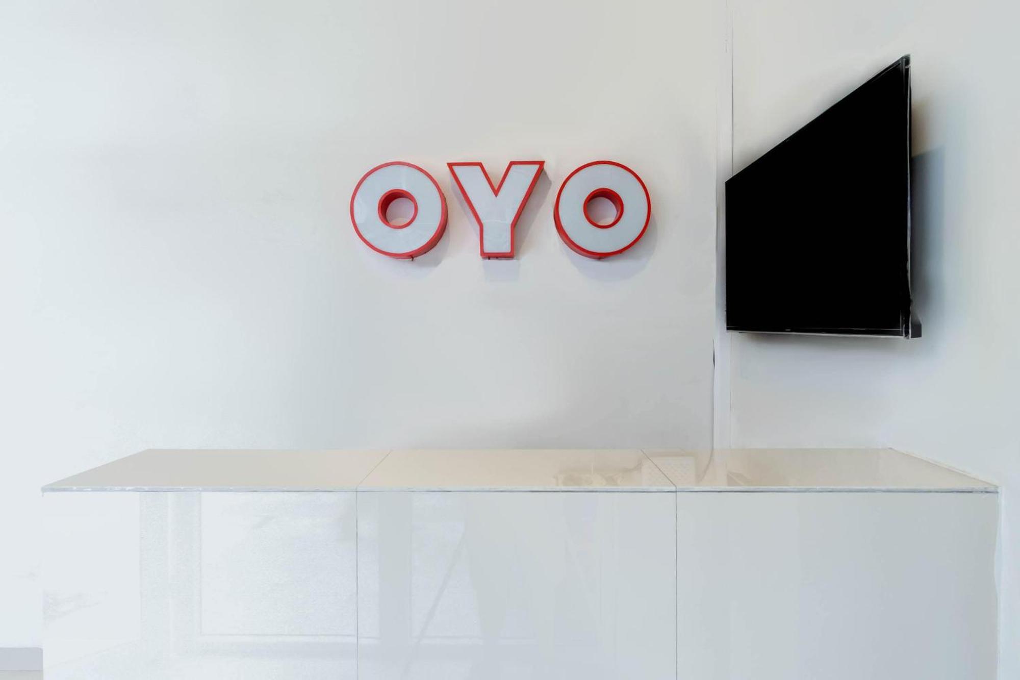 Super Oyo 2345 Homestay Jaya Medan Zewnętrze zdjęcie