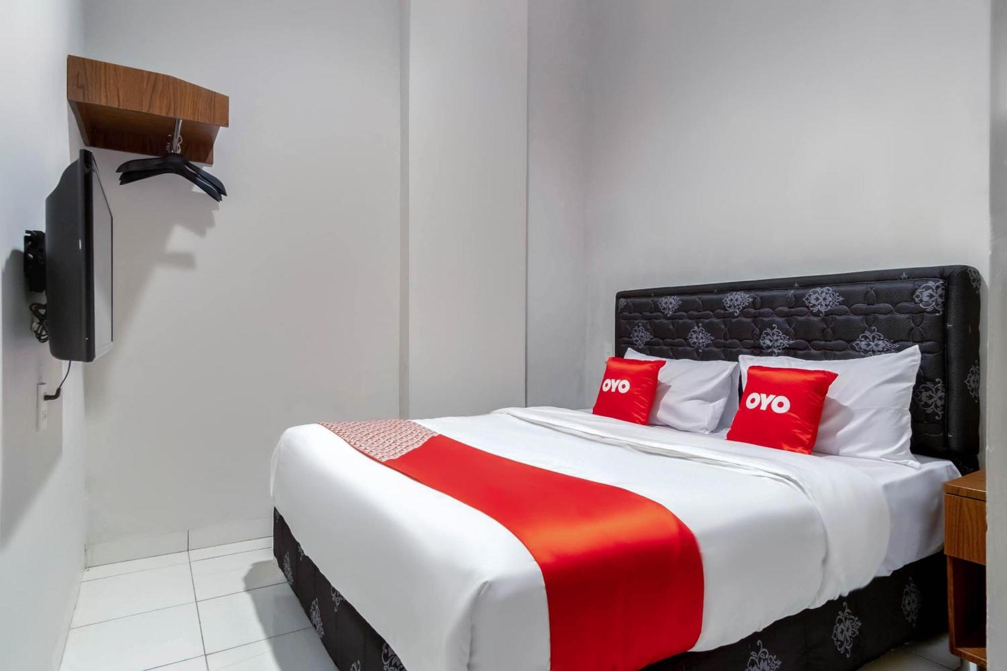 Super Oyo 2345 Homestay Jaya Medan Zewnętrze zdjęcie