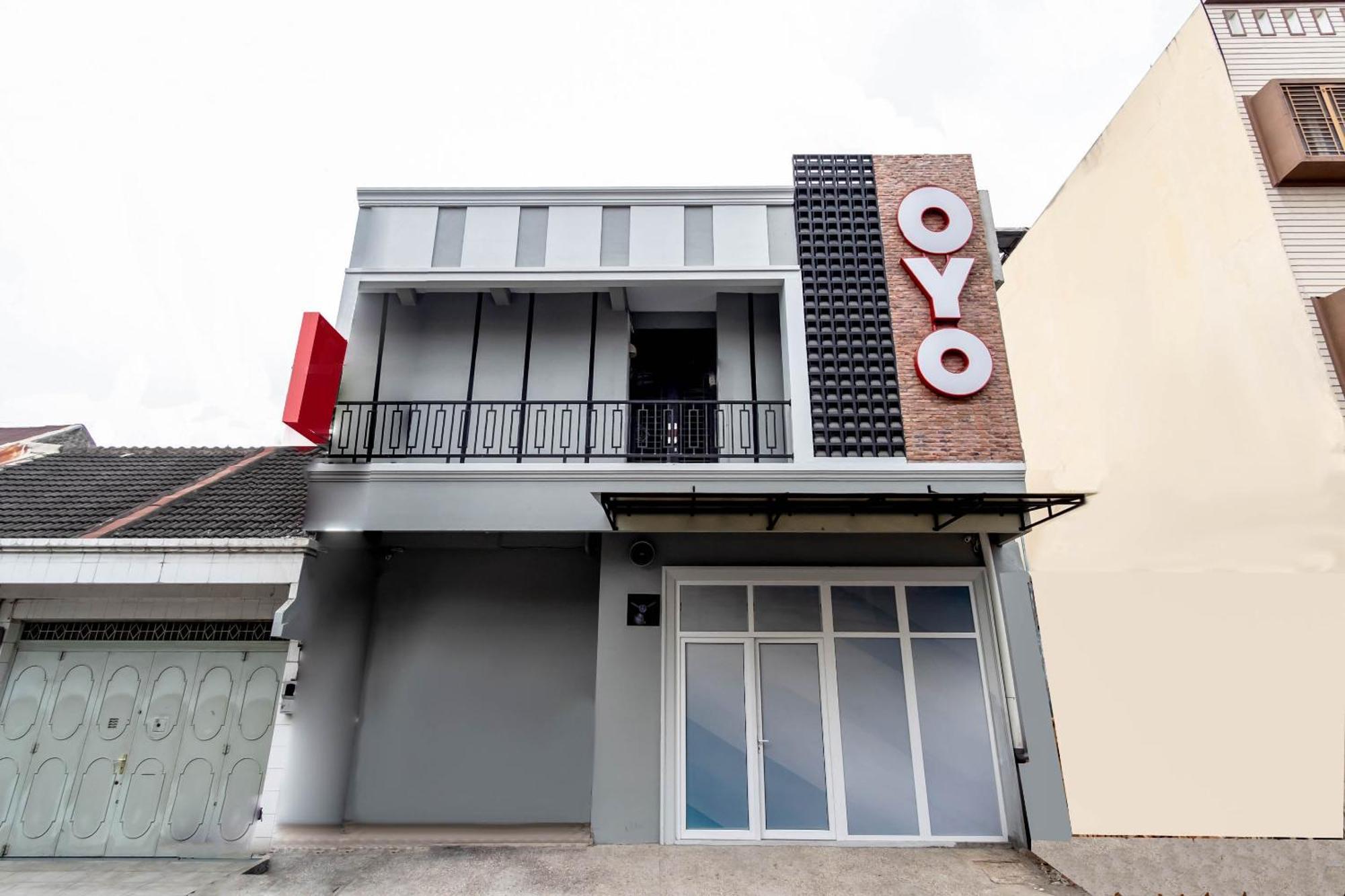 Super Oyo 2345 Homestay Jaya Medan Zewnętrze zdjęcie